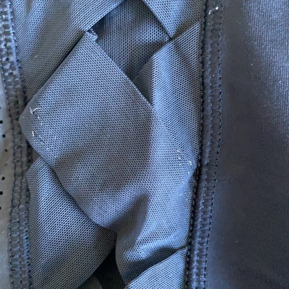 Lululemon Var-city crop - Picture 6 of 6